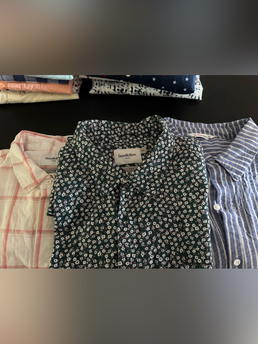 Bundle of 2 Goodiellow & an off brand button down shirts total of 3 shirt!!
